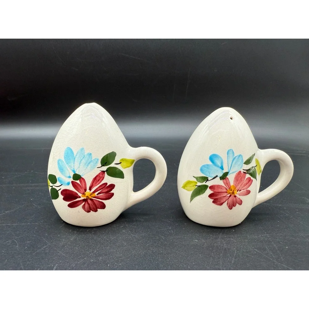 Aynsley Floral‎ Salt Pepper Shakers Made in England Vintage Cottagecore Kitchen